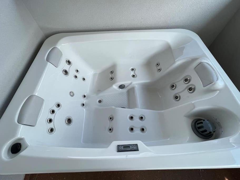 Panorama Penthouse プナト エクステリア 写真